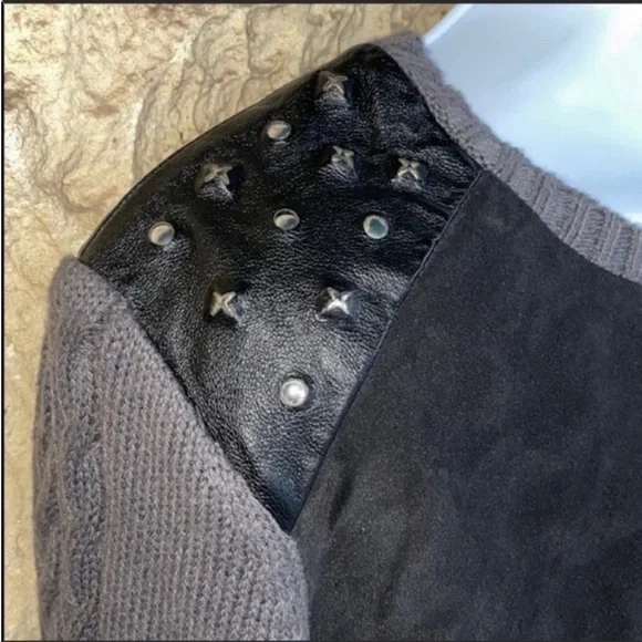 Boundary Silk lamb wool Leather sweater zipper sides 
Size Med Casual Business - Picture 5 of 12